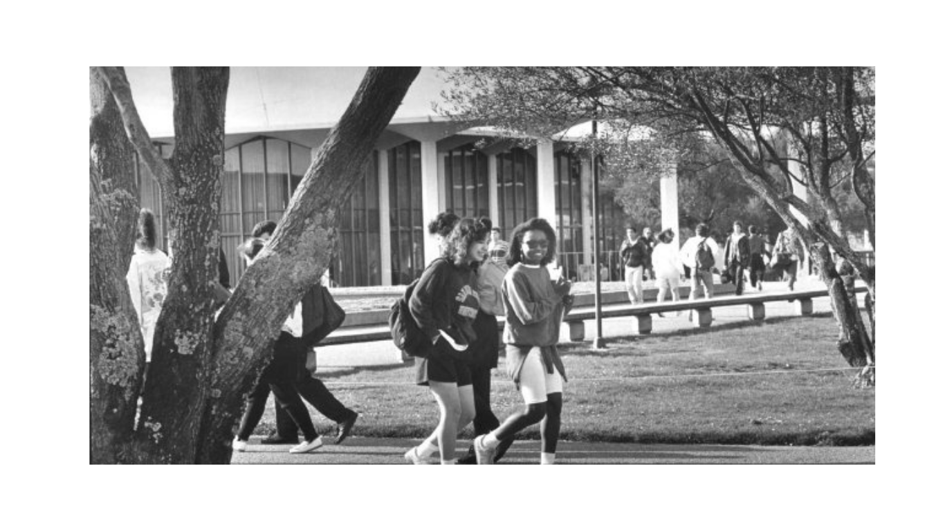 Students at College of San Mateo